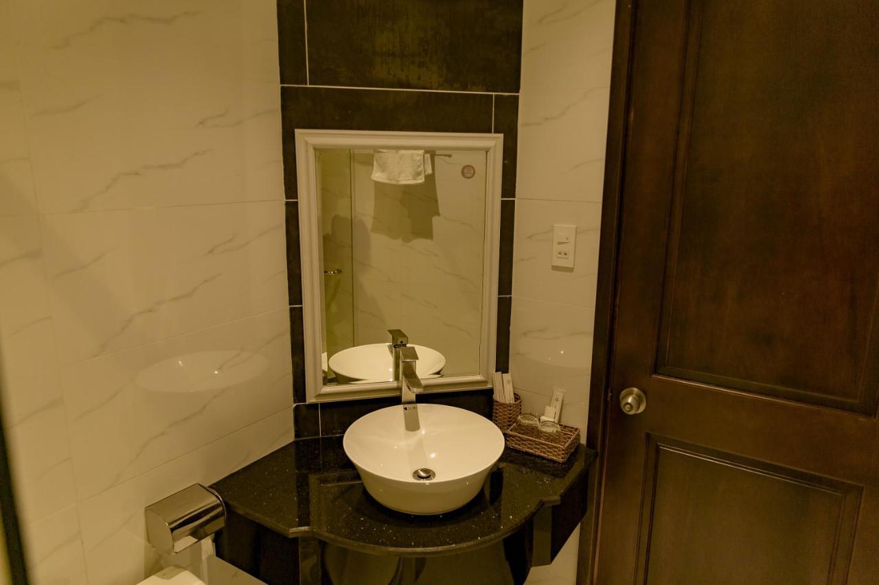Khach San Dat Thinh Hotel ดาลัด ภายนอก รูปภาพ